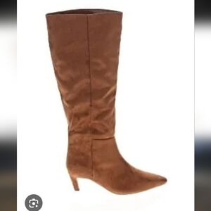 Universal Thread Tan Knee-High Pointed Toe Kitten Heel Boots